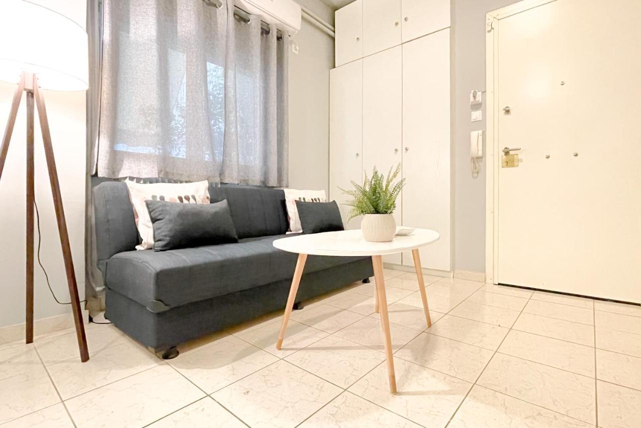 Cute 1Br Apt With Balcony In The Heart Of The City 아테네 외부 사진