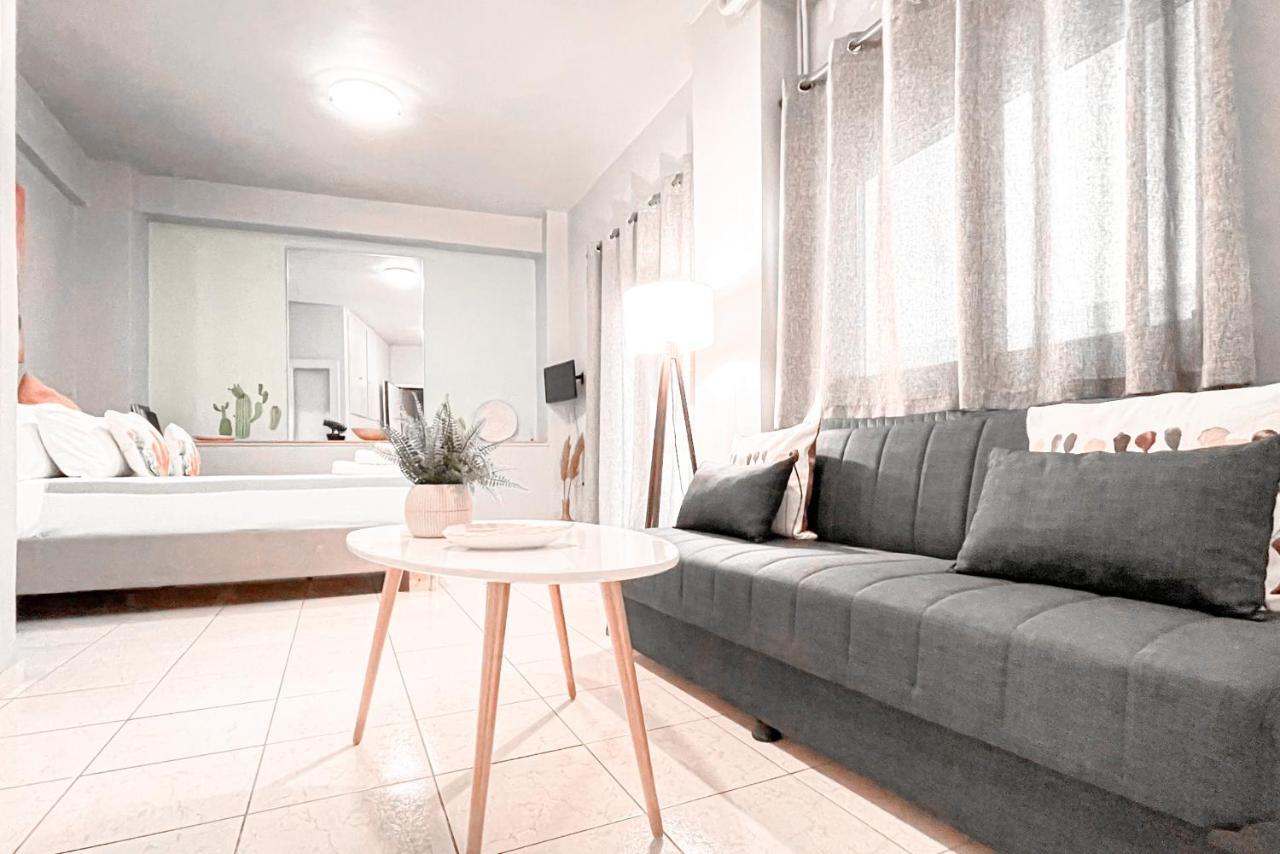 Cute 1Br Apt With Balcony In The Heart Of The City 아테네 외부 사진