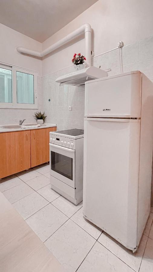 Cute 1Br Apt With Balcony In The Heart Of The City 아테네 외부 사진