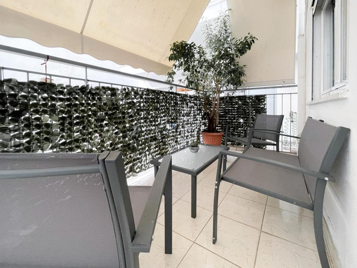 Cute 1Br Apt With Balcony In The Heart Of The City 아테네 외부 사진