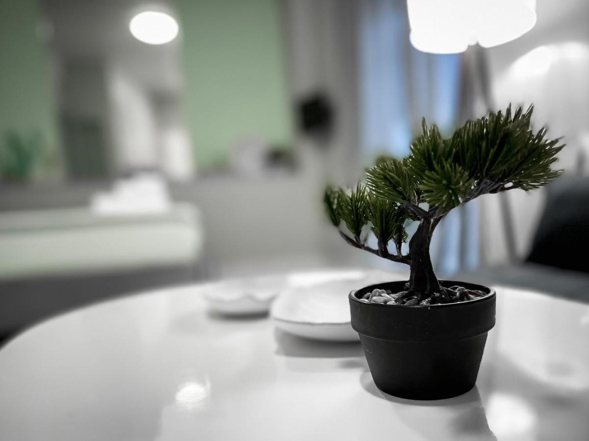 Cute 1Br Apt With Balcony In The Heart Of The City 아테네 외부 사진